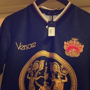 Men’s Small Versace Shirt